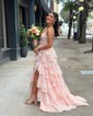 Ball Gown/Princess V-neck Tulle Sweep Train Prom Dresses With Appliques Lace