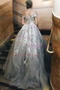 Ball Gown Off-the-shoulder Tulle Prom Dresses With Appliques