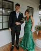 Trumpet/Mermaid V-neck Sequined Sweep Train Prom Dresses