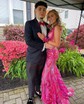 Trumpet/Mermaid V-neck Sequined Sweep Train Prom Dresses