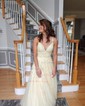 Ball Gown V-neck Tulle Lace Prom Dresses With Appliques Lace