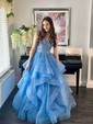 Ball Gown/Princess Off-the-shoulder Glitter Sweep Train Prom Dresses With Appliques Lace