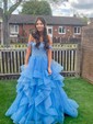 Ball Gown/Princess Off-the-shoulder Glitter Sweep Train Prom Dresses With Appliques Lace