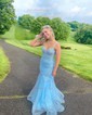 Trumpet/Mermaid V-neck Tulle Glitter Sweep Train Prom Dresses With Appliques Lace