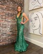 Trumpet/Mermaid V-neck Sequined Sweep Train Prom Dresses