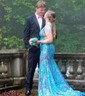 Trumpet/Mermaid V-neck Sequined Sweep Train Prom Dresses