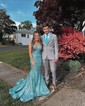 Trumpet/Mermaid V-neck Sequined Sweep Train Prom Dresses