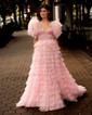 Ball Gown/Princess Sweetheart Glitter Sweep Train Prom Dresses With Appliques Lace