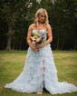 Ball Gown/Princess V-neck Tulle Sweep Train Prom Dresses With Appliques Lace