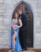 Trumpet/Mermaid V-neck Sequined Sweep Train Prom Dresses With Split Front