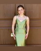 Elegant Trumpet/Mermaid Satin Appliques Prom Dresses